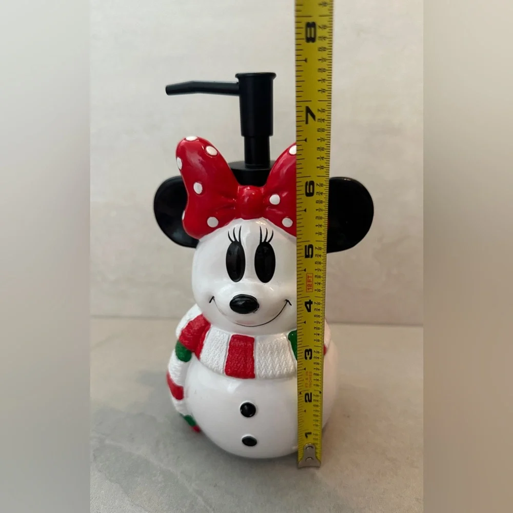 Disney Minnie Mouse Holiday Snowman w/Scarf Soap Dispenser Ceramic NEW - Picture 7 of 7
